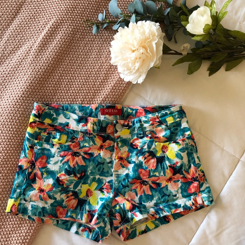 Floral Guess jean shorts
